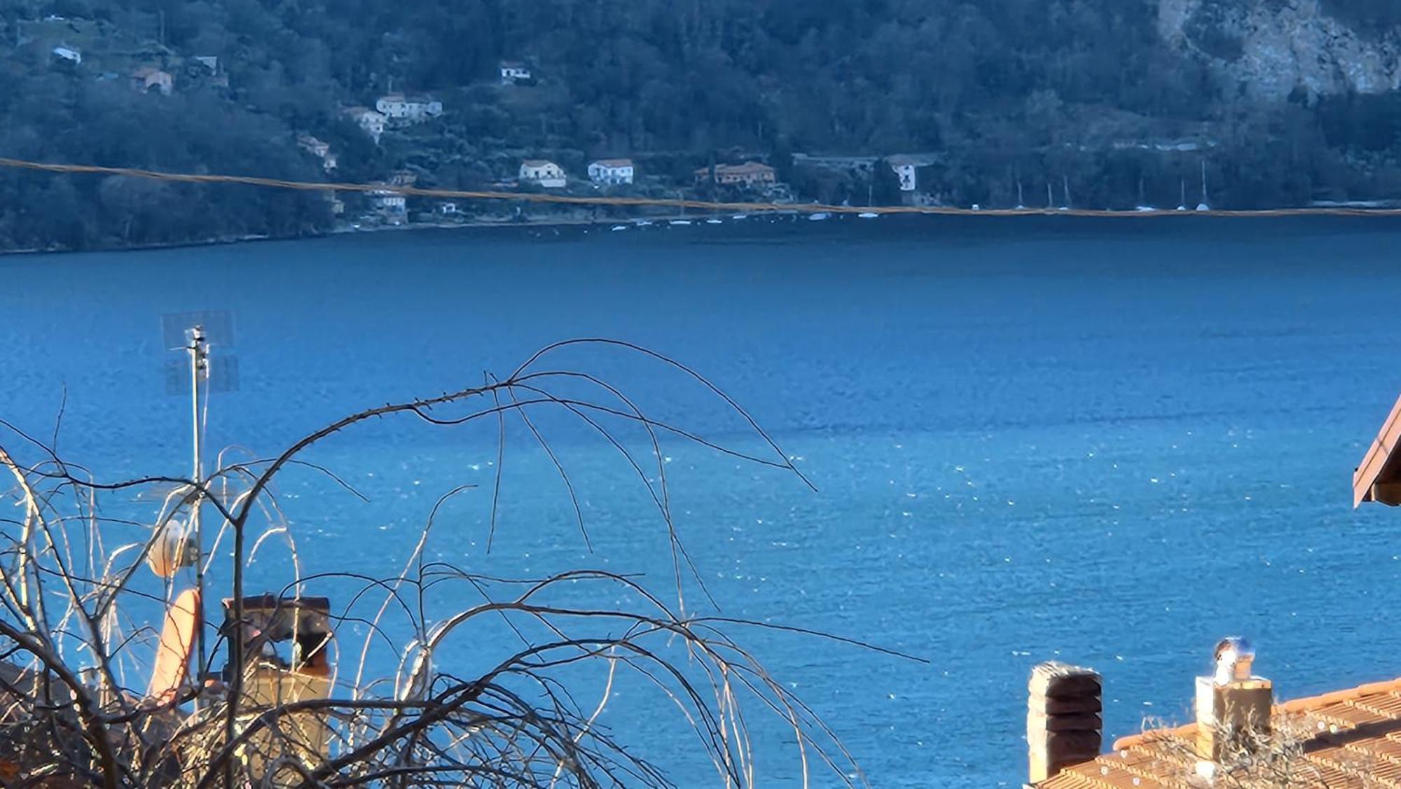 Laura'S Cottage With Lake View, Detached, 5 Kilometers From Varenna Lierna Esterno foto