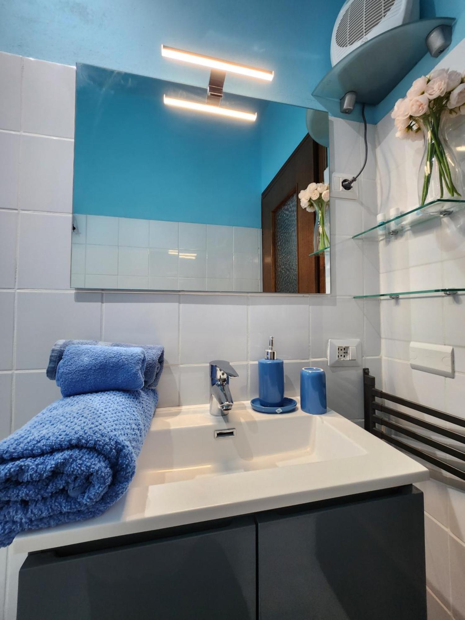 Laura'S Cottage With Lake View, Detached, 5 Kilometers From Varenna Lierna Esterno foto